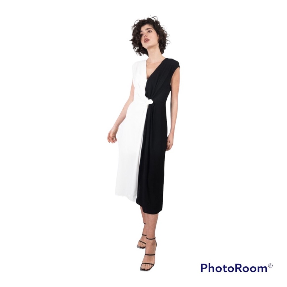 ONE ONE SIX black and white Wrap Midi dress; size small